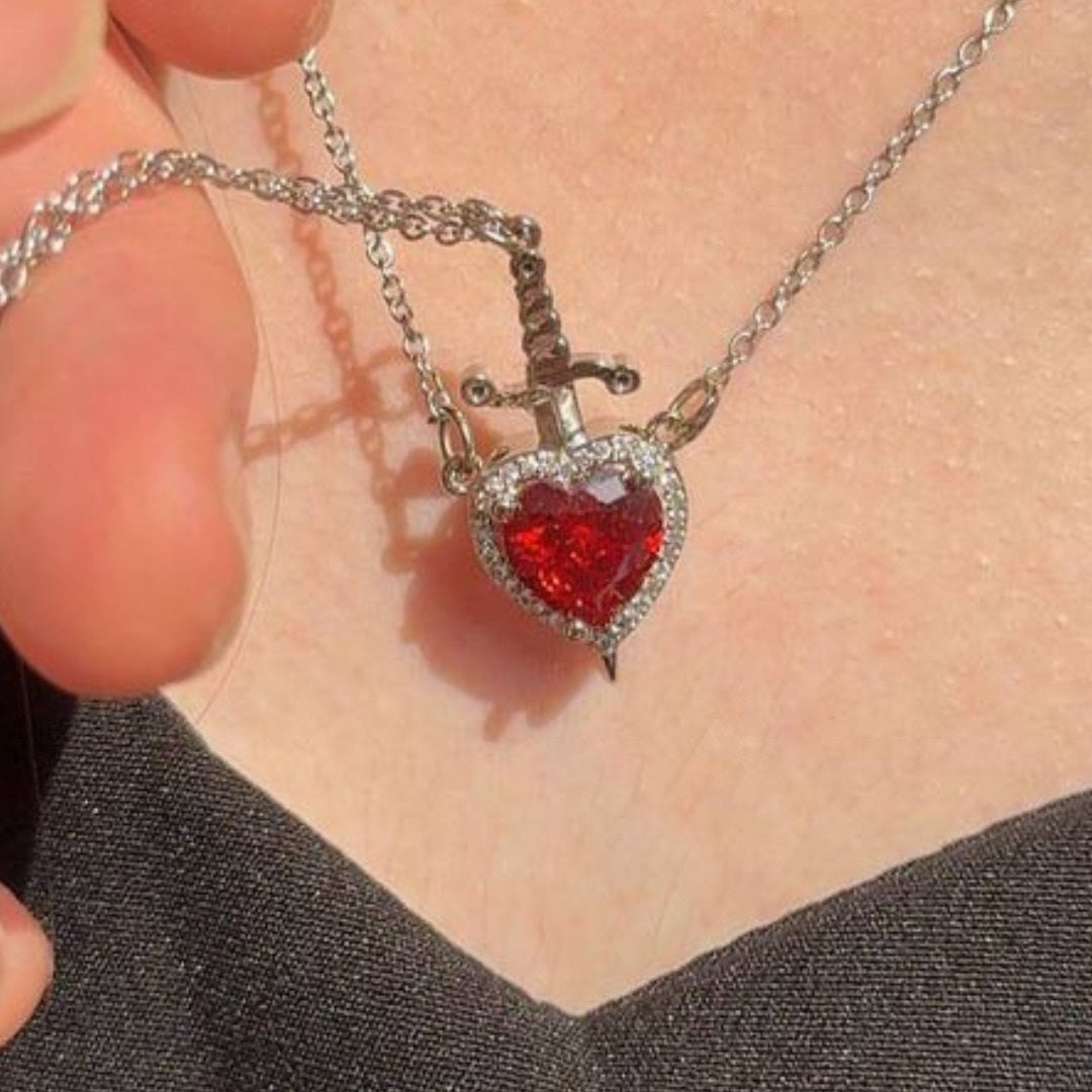 Collares de Corazón y Espada ❤🗡